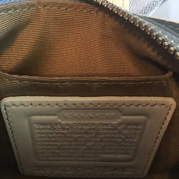 Authentic Mini Coach Purse. - Picture 3 of 3